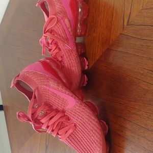 Women's nike vapormax size 6.5